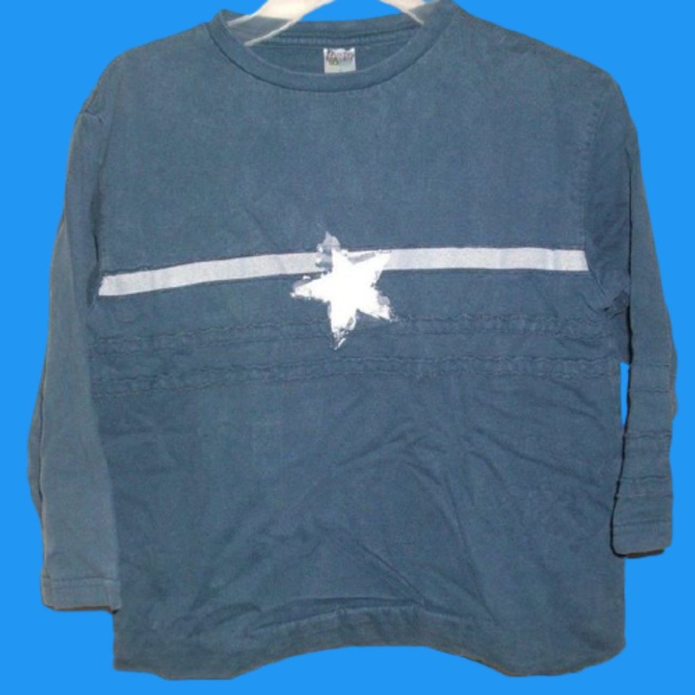 ---  Togo Blue Shirt w Start Boy Size 6